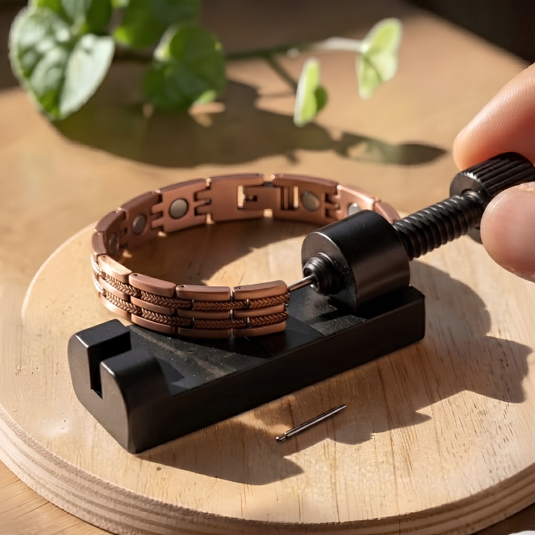 Ella's Pike Men's Copper Bracelet