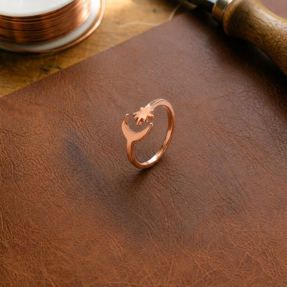 Ella's Lunar Copper Toe Ring