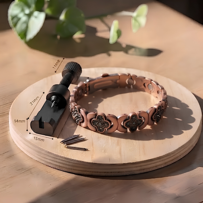 Ella's Escuro Copper Bracelet